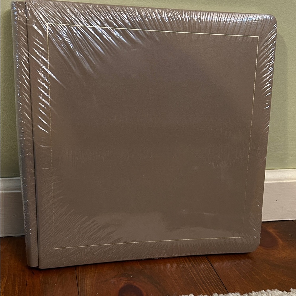 NWT Creative Memories 12x12 Khaki Album